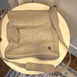 The Sak Grey Leather Crossbody/Shoulder Bag